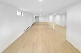 37 Lancaster Pl, Hempstead, NY 11550 - Photo 42