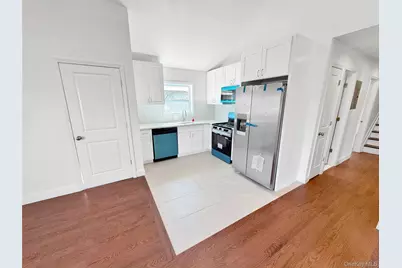 37 Lancaster Place, Hempstead, NY 11550 - Photo 18