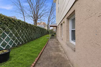 115 Winfred Avenue, Yonkers, NY 10704 - Photo 4