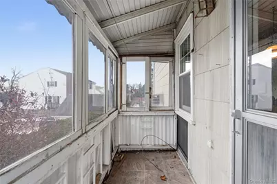 115 Winfred Avenue, Yonkers, NY 10704 - Photo 40