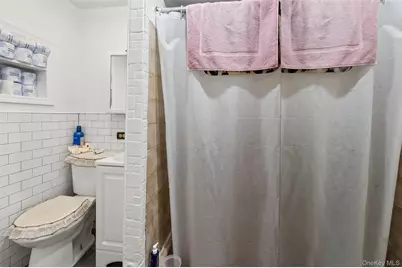 976 Sackett Avenue, Bronx, NY 10462 - Photo 12