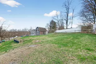 216 Edgewood Dr N, Newburgh, NY 12550 - Photo 30