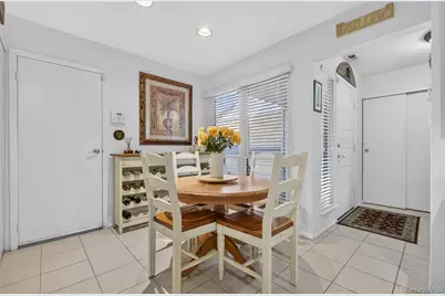 285 Carriage House Drive, Jericho, NY 11753 - Photo 18