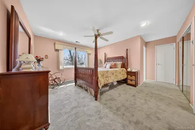 285 Carriage House Drive, Jericho, NY 11753 - Photo 26