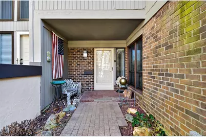 285 Carriage House Drive, Jericho, NY 11753 - Photo 2