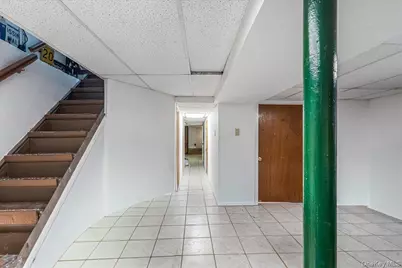 7351 70th Street, Glendale, NY 11385 - Photo 14