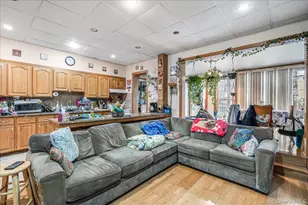 73-51 70th St, Glendale, NY 11385 - Photo 8