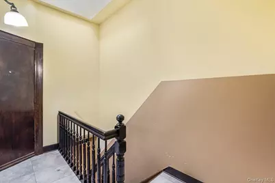 7351 70th Street, Glendale, NY 11385 - Photo 28