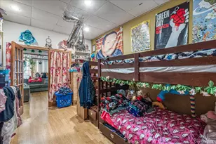 73-51 70th St, Glendale, NY 11385 - Photo 10