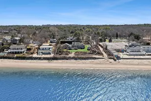 22 Peconic Crescent, Hampton Bays, NY 11946 - Photo 2