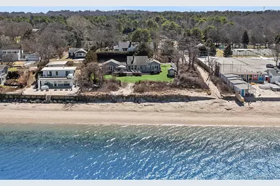 22 Peconic Crescent, Hampton Bays, NY 11946 - Photo 20