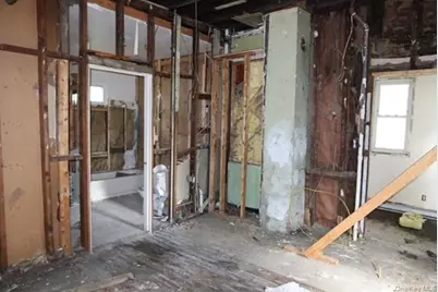 302 Tower Avenue, Maybrook, NY 12543 - Photo 6