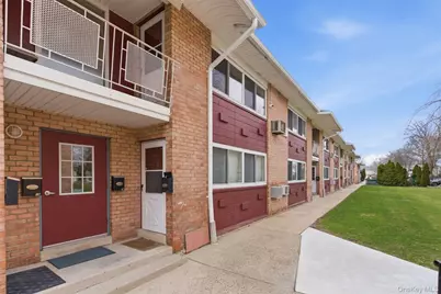 400 Fulton Street #3B, Farmingdale, NY 11735 - Photo 1