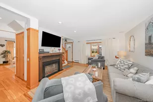 2420 Willow St, Wantagh, NY 11793 - Photo 10