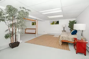 2420 Willow St, Wantagh, NY 11793 - Photo 20