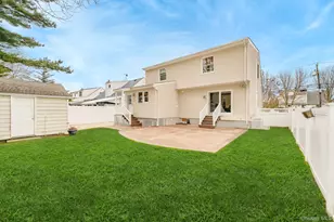 2420 Willow St, Wantagh, NY 11793 - Photo 24