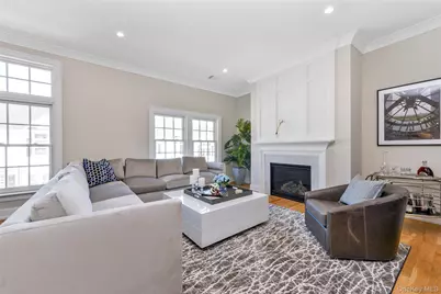 601 Grist Mill Circle #601, Roslyn, NY 11576 - Photo 4