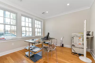 601 Grist Mill Circle #601, Roslyn, NY 11576 - Photo 12