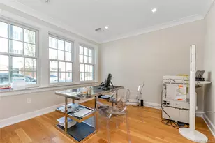 601 Grist Mill Cir, Roslyn, NY 11576 - Photo 12