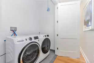 601 Grist Mill Cir, Roslyn, NY 11576 - Photo 20