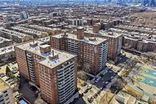 52-40 39th Dr, Woodside, NY 11377 - Photo 14