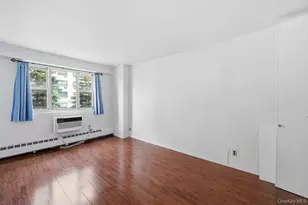 52-40 39th Dr, Woodside, NY 11377 - Photo 10