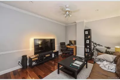 9 Hyatt Avenue, Yonkers, NY 10704 - Photo 8