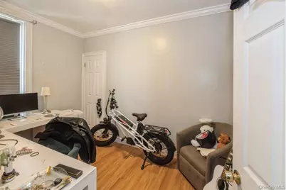 9 Hyatt Avenue, Yonkers, NY 10704 - Photo 14