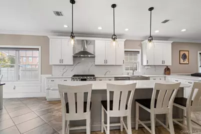 157 Walnut Street, Massapequa Park, NY 11762 - Photo 8