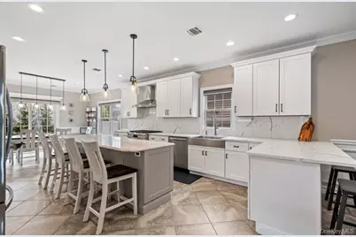 157 Walnut Street, Massapequa Park, NY 11762 - Photo 16