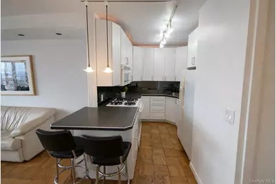 26910 Grand Central Parkway #27T, Floral Park, NY 11005 - Photo 8