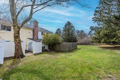 8 Sharpsburg Court, Coram, NY 11727 - Photo 30