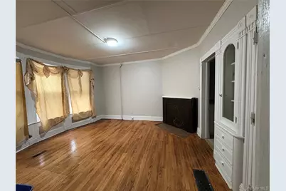 77 Linden Avenue, Middletown, NY 10940 - Photo 2