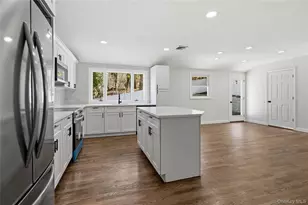 75 Hawthorne Rd, Kings Park, NY 11754 - Photo 8