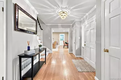 53 W Orchard Road, Chappaqua, NY 10514 - Photo 2