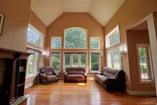 637 S Mountain Rd, New City, NY 10956 - Photo 12