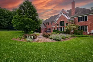 637 S Mountain Rd, New City, NY 10956 - Photo 4