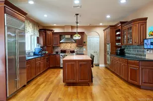 637 S Mountain Rd, New City, NY 10956 - Photo 14