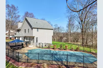 32 Robinson Lane, Wappingers Falls, NY 12590 - Photo 38