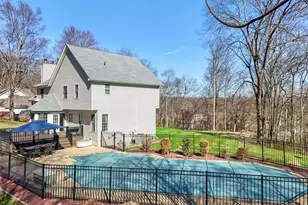 32 Robinson Ln, Wappingers Falls, NY 12590 - Photo 38