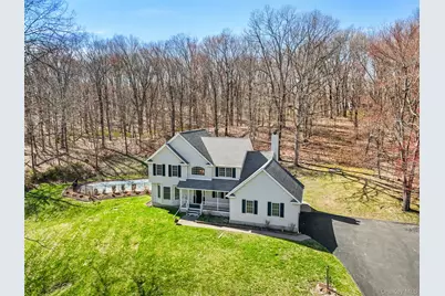 32 Robinson Lane, Wappingers Falls, NY 12590 - Photo 4