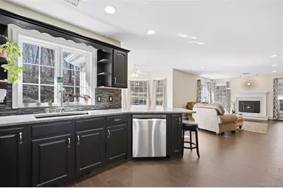 32 Robinson Lane, Wappingers Falls, NY 12590 - Photo 16