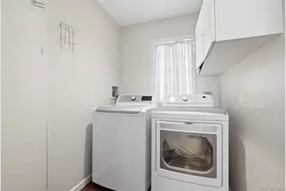 32 Robinson Lane, Wappingers Falls, NY 12590 - Photo 10