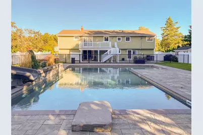 108 Hayrick Lane, Commack, NY 11725 - Photo 48