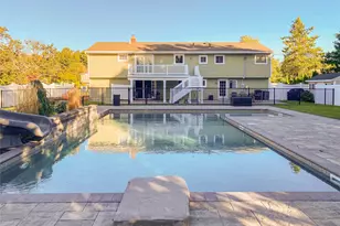 108 Hayrick Ln, Commack, NY 11725 - Photo 48