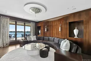 34 Westbridge Rd, Westhampton Beach, NY 11978 - Photo 12