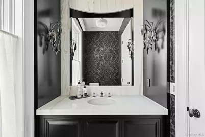 34 Westbridge Road, Westhampton Beach, NY 11978 - Photo 16