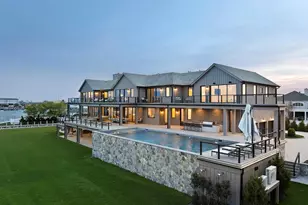 34 Westbridge Rd, Westhampton Beach, NY 11978 - Photo 4