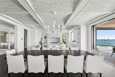 34 Westbridge Road, Westhampton Beach, NY 11978 - Photo 10