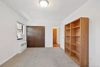 8 Lawrence Drive #C, White Plains, NY 10603 - Photo 10